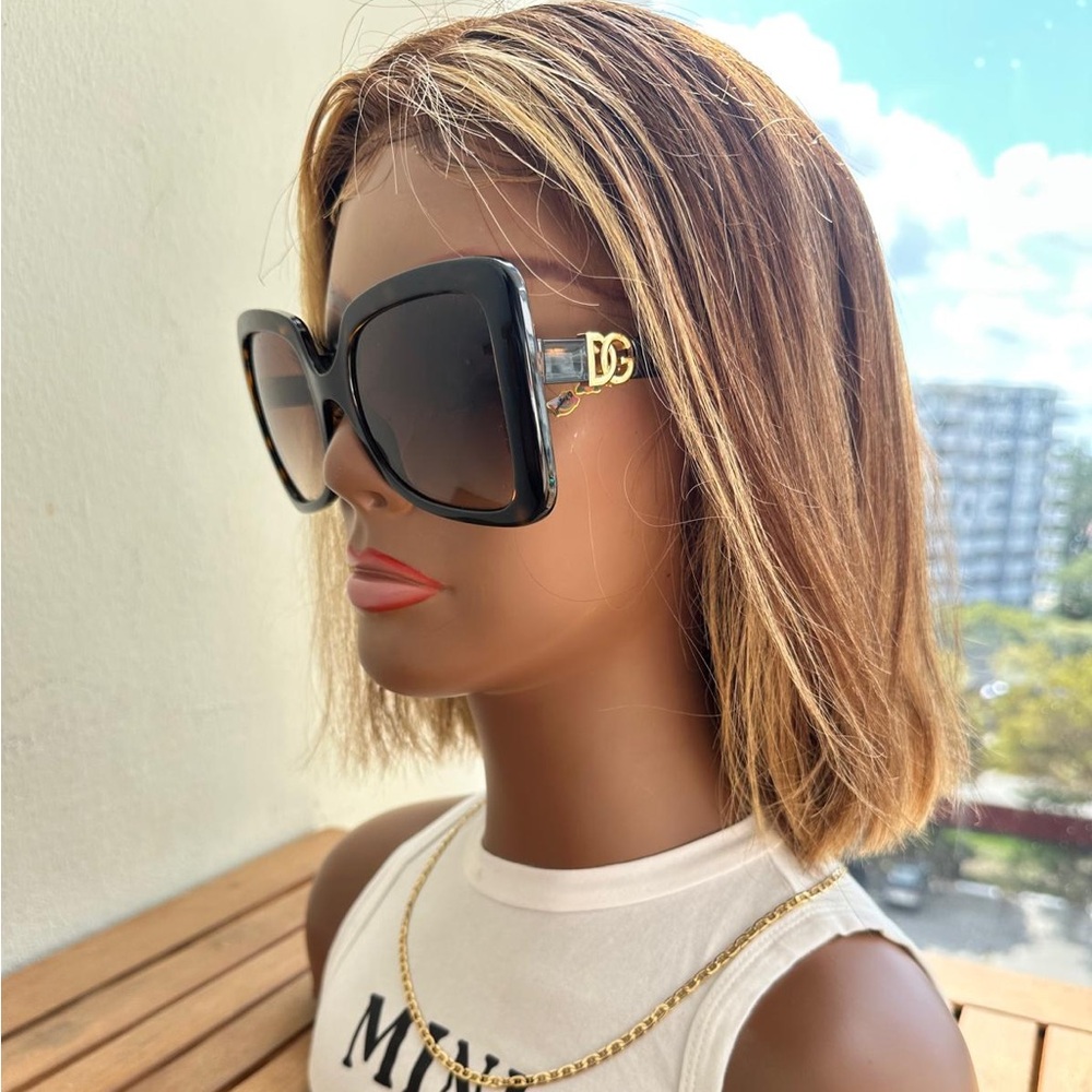 Auth- New Dolce & Gabbana DG6193U eyeglass frame features a trendy rectangle s…